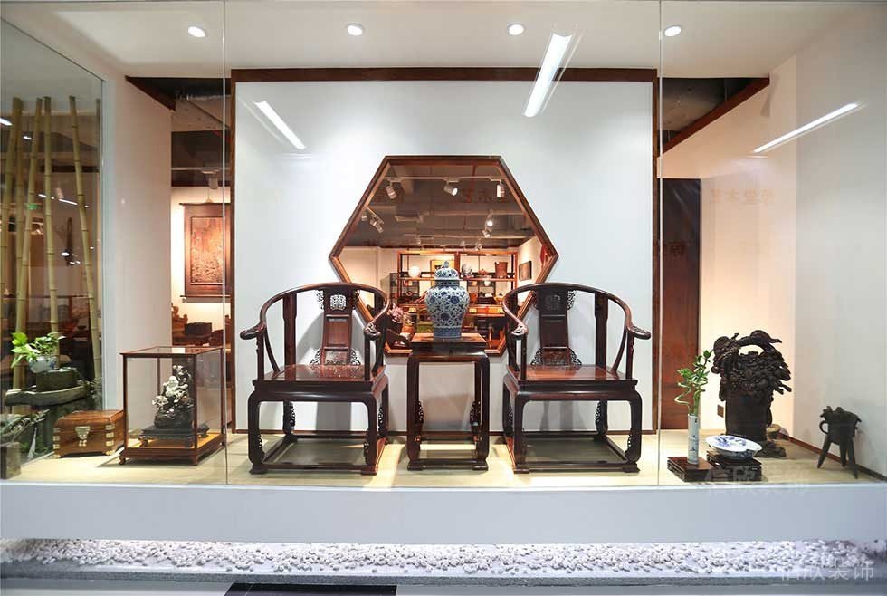 對稱式展廳會場玻璃櫥窗效果家居設計店鋪裝修效果圖