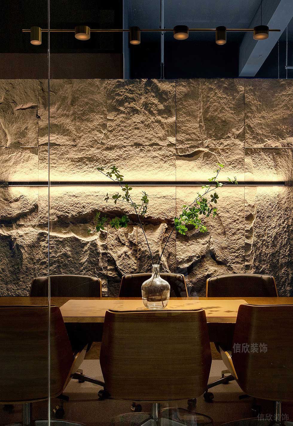 現(xiàn)代簡(jiǎn)約風(fēng)格辦公室裝修工程會(huì)議室天然石材背景墻裝修圖