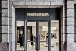 深圳市寶安區(qū)西鄉(xiāng)巨星御用品牌 Christian Dada 臺灣首間旗艦店復(fù)古門廳裝修設(shè)計(jì)效果圖