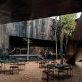 黑色木質(zhì)金屬餐廳鋼橋底設計裝修